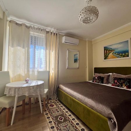 Evis House Apartment Tirana Exterior photo